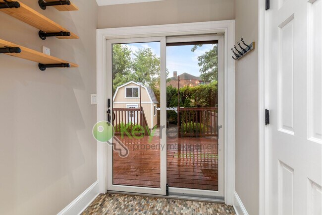 Building Photo - Spacious 3BR Home with Finished Attic, Fenced Yard & Easy NYC Commute – No Broker Fee