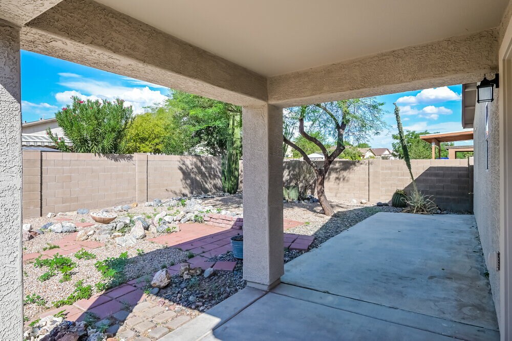Building Photo - 5075 E Fishhook Ct