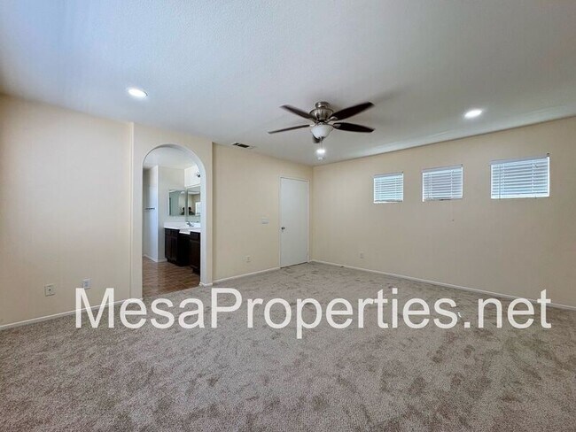 Building Photo - 14945 Cobalt Rd