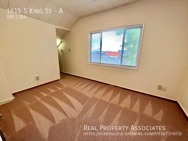 Building Photo - 1615 S King St