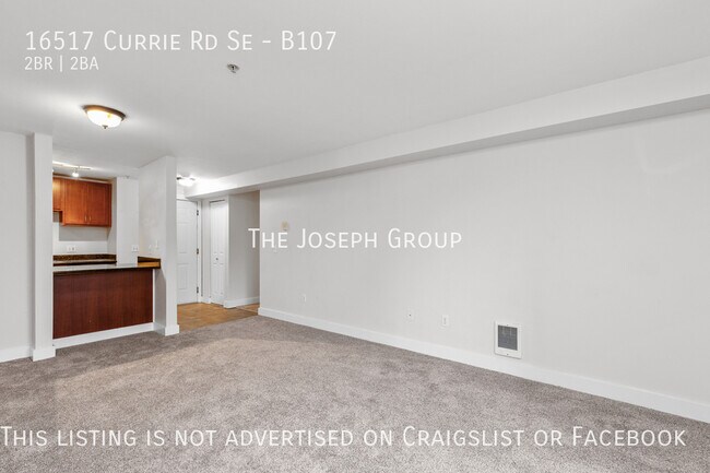 Building Photo - Beautifully Remodeled 2BD/2BA Condo in Mon...