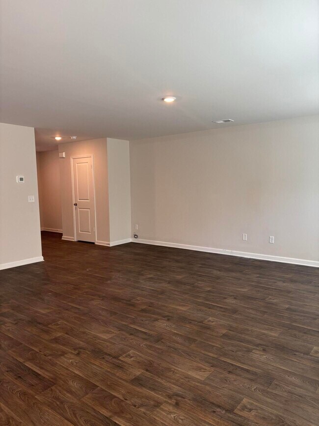 Building Photo - 1848 Lacebark Dr