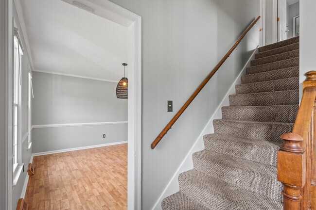 Building Photo - 1114 Collingwood Dr
