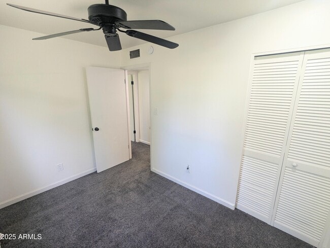 Building Photo - 5922 N 83rd St