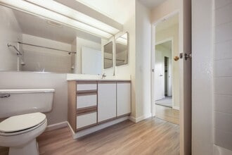 Building Photo - 95-1055 Kaapeha St #145