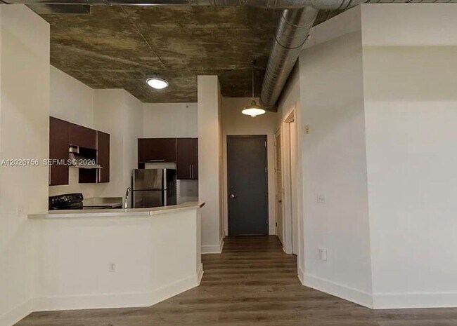 Building Photo - 1791 NE Miami Gardens Dr