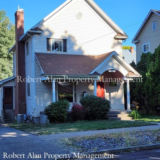Primary Photo - 207 NW 5th St