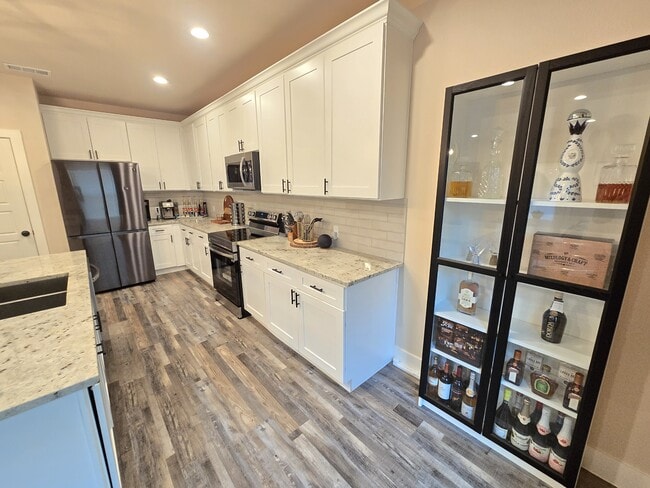 Building Photo - 2716 Brigham Ln