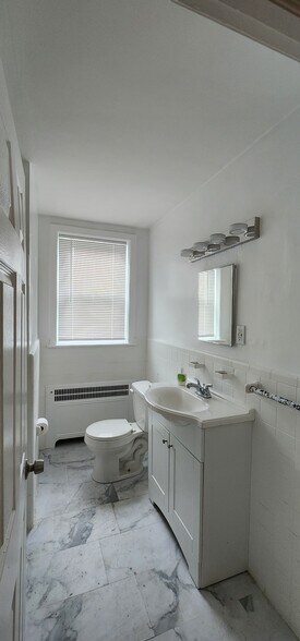Main Bathroom - 6142 North 8th Street