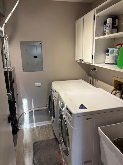 Building Photo - 5S530 Paxton Dr