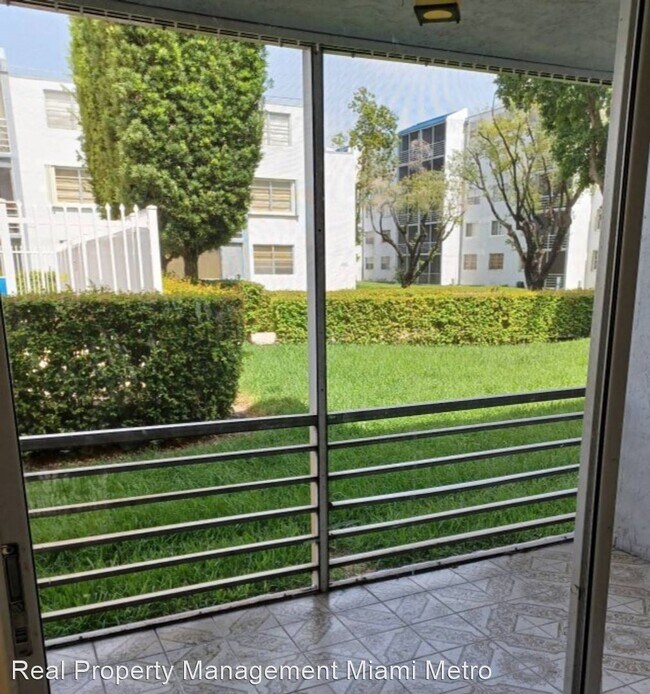 Building Photo - 2 br, 2 bath House - 14195 SW 87th Street ...