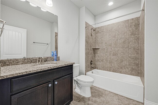 Building Photo - 5231 Pickford Grove Ln