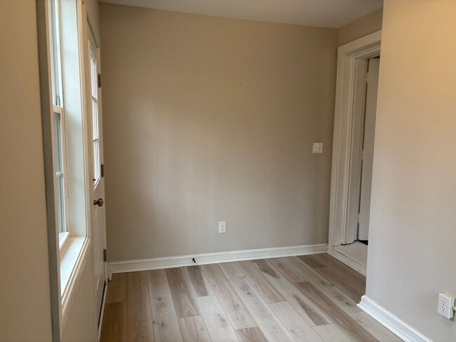 Building Photo - 3-4 bed, 2 bath with full basement in Asheboro