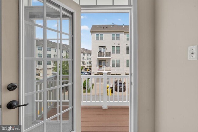 Building Photo - 1303 Cheswick Ln