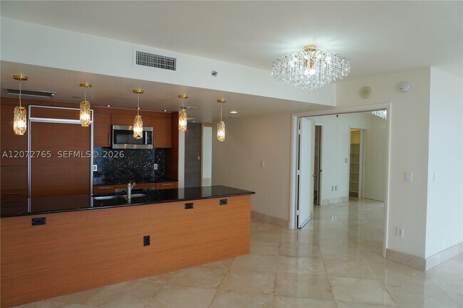 Building Photo - 50 Biscayne Blvd