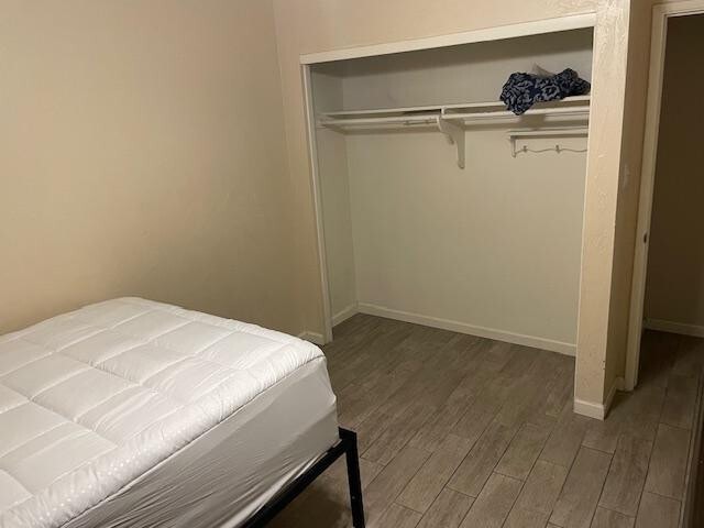 Building Photo - 2011 N Van Ness Ave