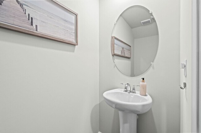 Building Photo - All Inclusive Seasonal Rental Available January 5-March 31st.