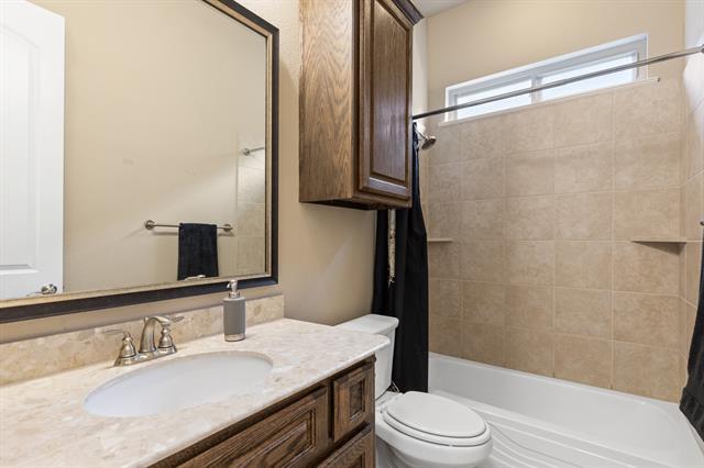 Building Photo - 4711 Taylor Ln