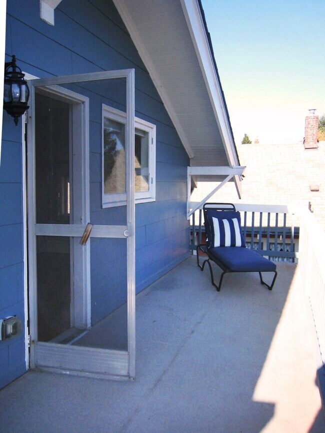 Building Photo - 3Bd/2Ba Seattle Home