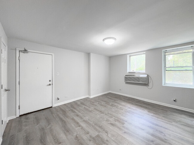 Building Photo - 1627 N Humboldt Blvd