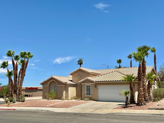 Primary Photo - 3 Bedroom Single Story Home