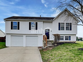 Building Photo - 6811 Magdalena Ln