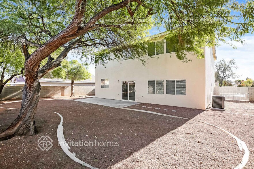 Building Photo - 8928 Wind Warrior Ave