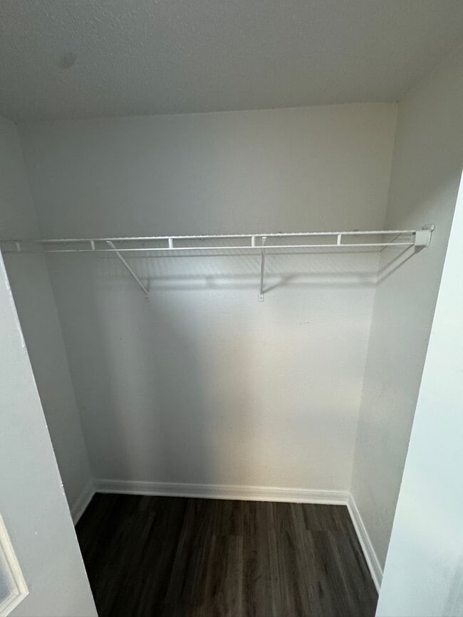 Building Photo - 1723 NE 2nd St