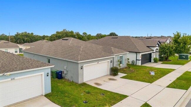 Building Photo - 836 Cambridge Dr