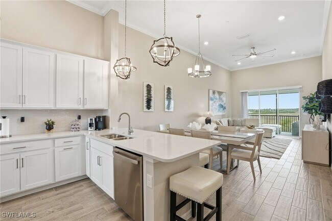 Building Photo - 11851 Venetian Lagoon Dr