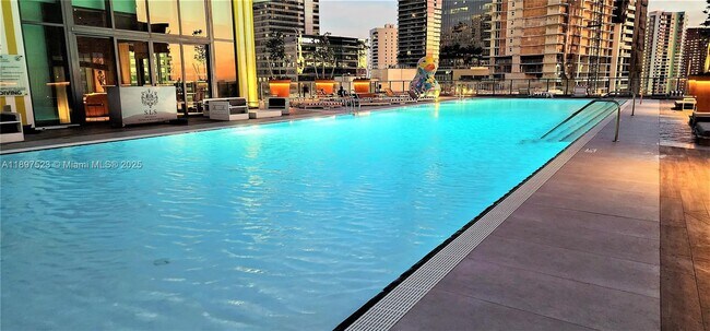 Building Photo - 1300 S Miami Ave