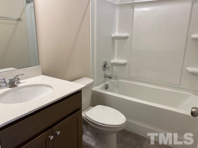 Building Photo - 347 White Oak Ridge Dr