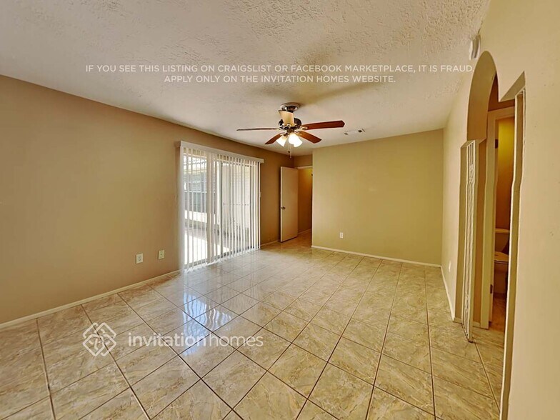 Building Photo - 22610 Meadowgate Dr