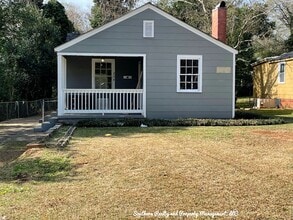 Building Photo - Bradley Drive in Oak Forest