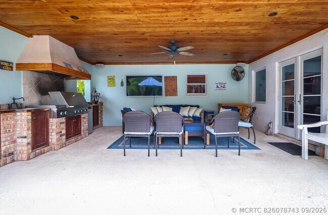 Building Photo - 16672 78th Dr N