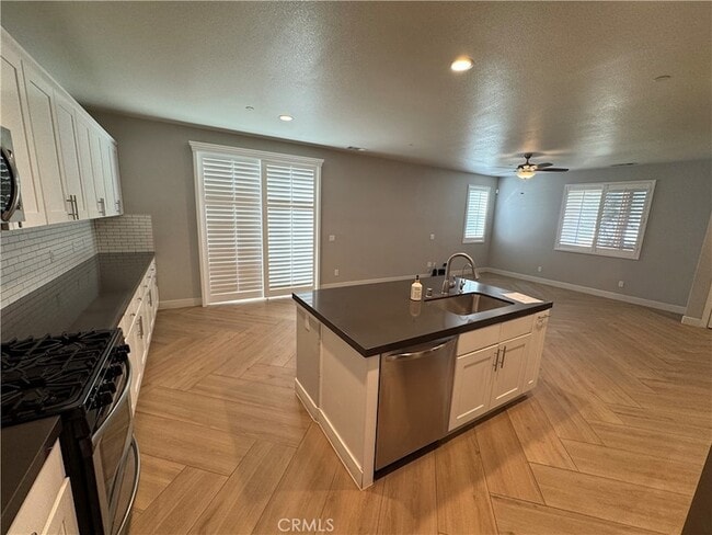 Building Photo - 501 Villa Way