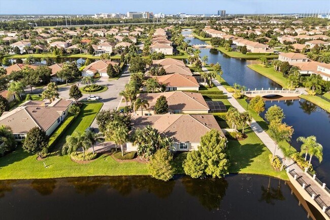 Building Photo - 12223 Pescara Ln