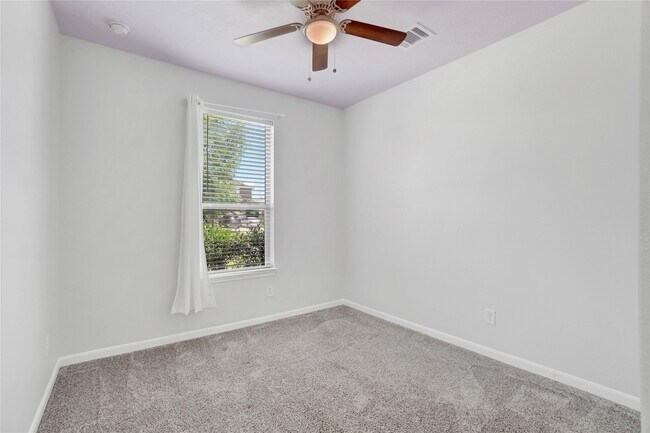 Building Photo - 10514 Kentington Oak Dr