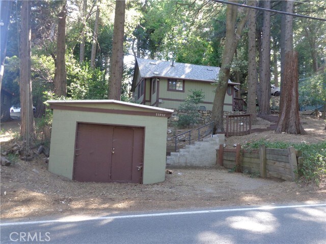 Building Photo - 22927 Crest Forest Dr