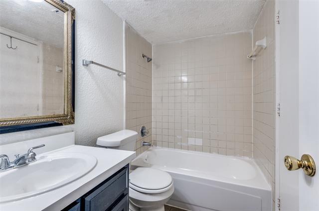 Building Photo - 1201 Avondale Ct