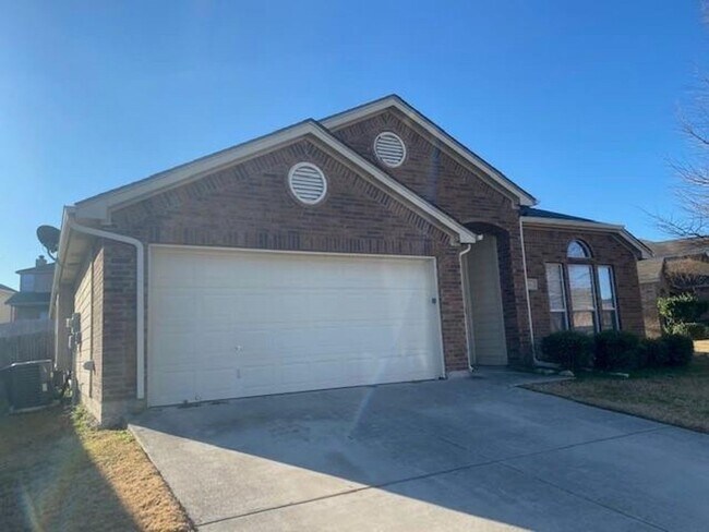 Primary Photo - SUPER HOME IN SENDERA RANCH!