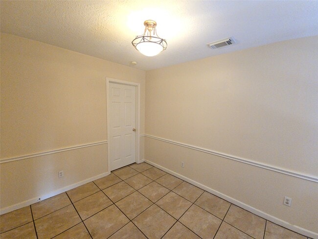 Building Photo - 409 Commerce St