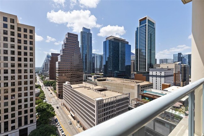 Building Photo - 98 San Jacinto Blvd