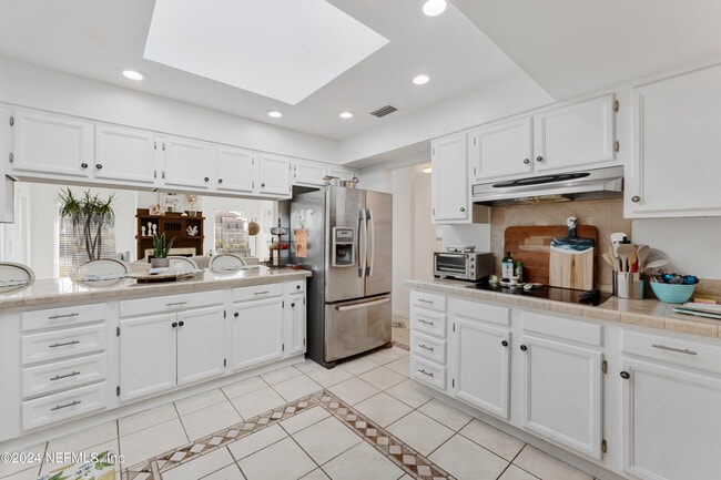 Building Photo - 543 Rutile Dr