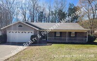 Building Photo - 2511 Eagle Run