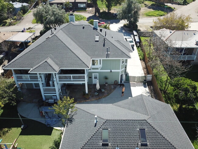 Building Photo - 10390 Don Pico Rd