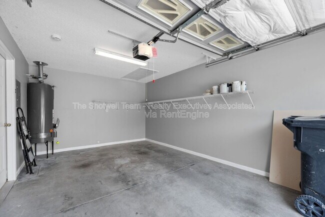 Building Photo - 4757 Royal Prince Way