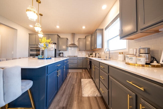 Building Photo - 8380 Abercrombie Ln