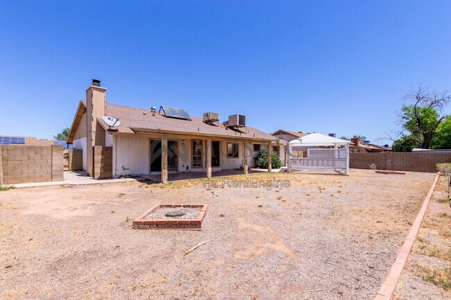 Building Photo - 3841 W Bluefield Ave