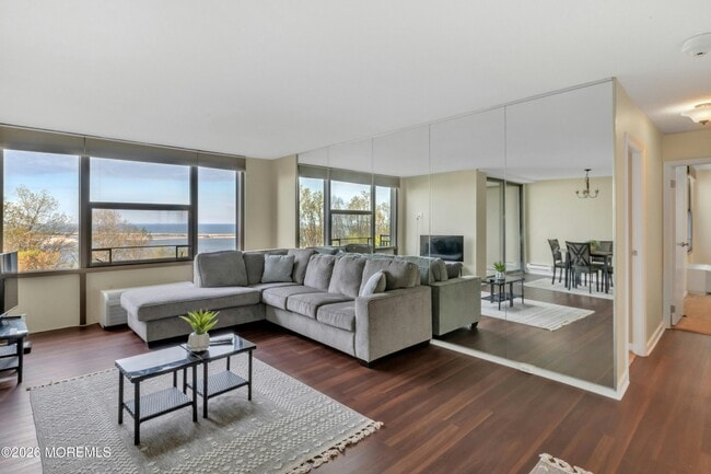 Building Photo - 1 Scenic Dr